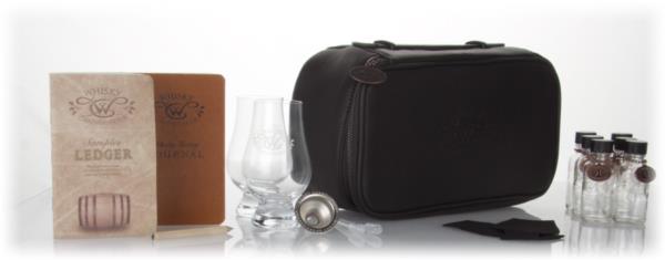 Whisky Connoisseur Deluxe Travel Kit Accessories
